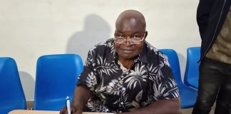 Congo/Livre : « Condamné par la peau » dénonce les préjugés et les discriminations